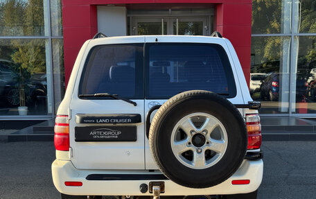 Toyota Land Cruiser 100 рестайлинг 2, 1998 год, 1 200 000 рублей, 6 фотография