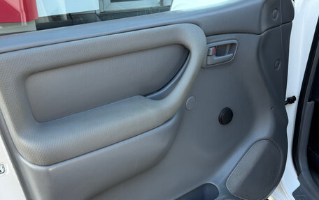 Toyota Land Cruiser 100 рестайлинг 2, 1998 год, 1 200 000 рублей, 12 фотография