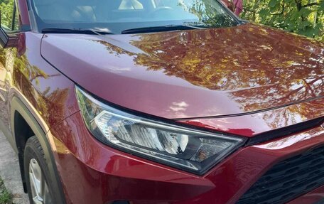 Toyota RAV4, 2020 год, 2 400 000 рублей, 3 фотография
