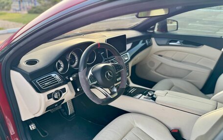 Mercedes-Benz CLS, 2015 год, 3 190 000 рублей, 17 фотография