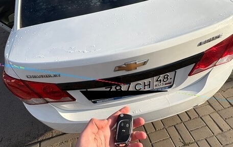 Chevrolet Cruze II, 2010 год, 600 000 рублей, 9 фотография