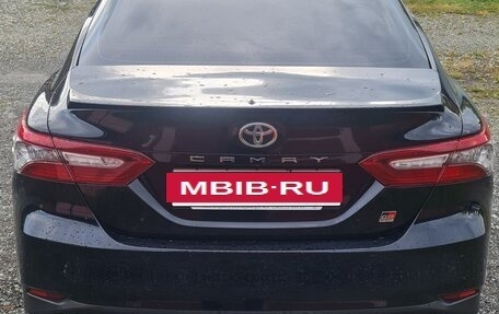 Toyota Camry, 2021 год, 3 200 000 рублей, 13 фотография