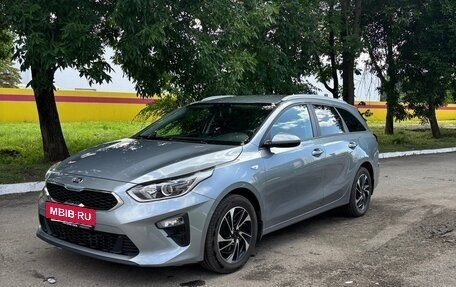 KIA cee'd III, 2021 год, 2 100 000 рублей, 4 фотография