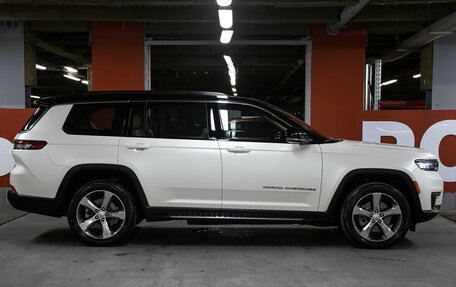 Jeep Grand Cherokee, 2022 год, 5 998 000 рублей, 4 фотография