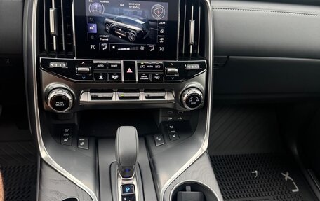 Lexus LX, 2025 год, 23 000 000 рублей, 19 фотография