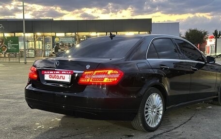 Mercedes-Benz E-Класс, 2012 год, 1 950 000 рублей, 5 фотография