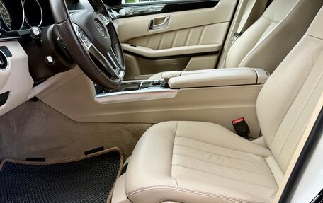 Mercedes-Benz E-Класс, 2015 год, 2 298 000 рублей, 20 фотография