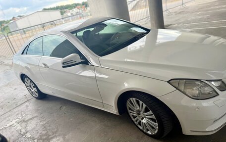 Mercedes-Benz E-Класс, 2012 год, 1 100 000 рублей, 6 фотография