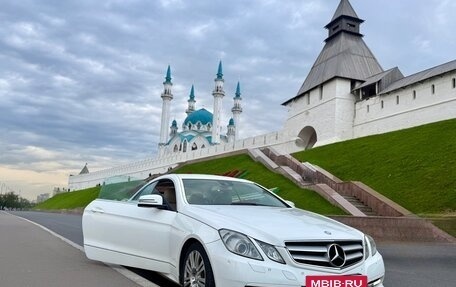 Mercedes-Benz E-Класс, 2012 год, 1 100 000 рублей, 3 фотография