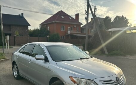 Toyota Camry, 2006 год, 750 000 рублей, 2 фотография