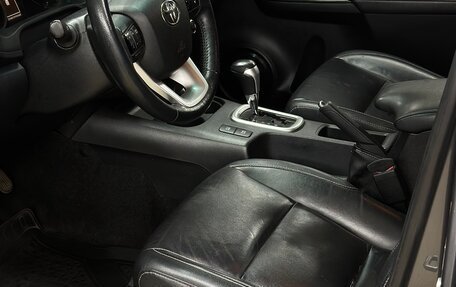Toyota Hilux VIII, 2018 год, 4 040 000 рублей, 9 фотография