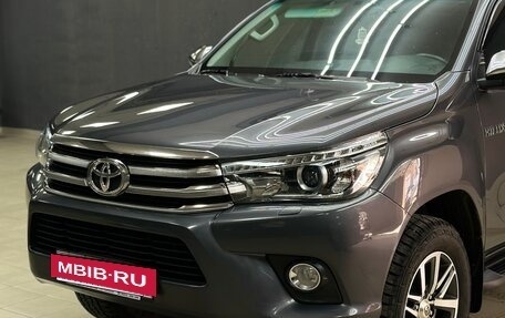 Toyota Hilux VIII, 2018 год, 4 040 000 рублей, 3 фотография