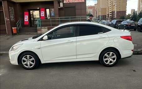 Hyundai Solaris II рестайлинг, 2013 год, 620 000 рублей, 4 фотография