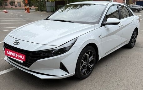 Hyundai Elantra, 2021 год, 2 000 000 рублей, 6 фотография