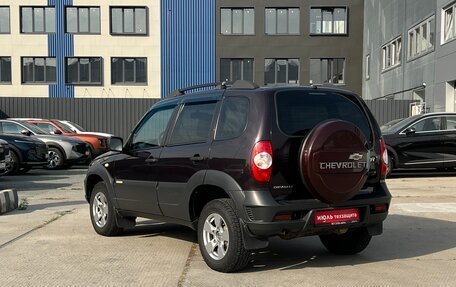 Chevrolet Niva I рестайлинг, 2017 год, 620 000 рублей, 2 фотография