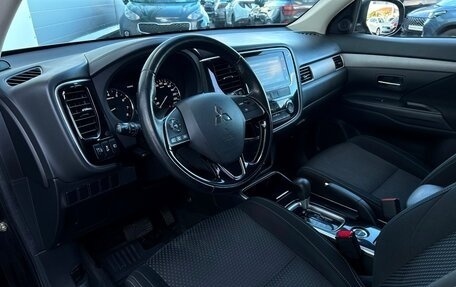 Mitsubishi Outlander III рестайлинг 3, 2018 год, 1 742 800 рублей, 5 фотография