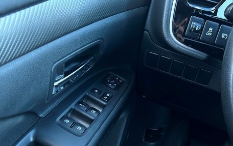 Mitsubishi Outlander III рестайлинг 3, 2018 год, 1 742 800 рублей, 17 фотография