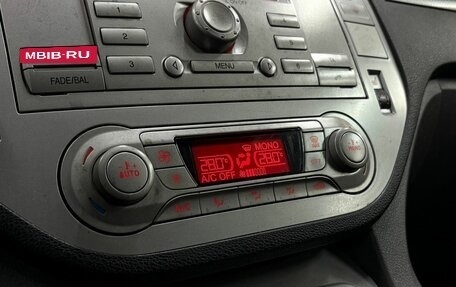 Ford Kuga III, 2011 год, 849 888 рублей, 17 фотография