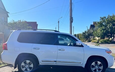 Toyota Land Cruiser 200, 2012 год, 3 700 000 рублей, 2 фотография