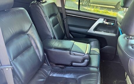Toyota Land Cruiser 200, 2012 год, 3 700 000 рублей, 6 фотография