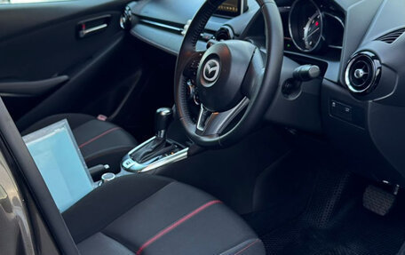 Mazda Demio IV, 2016 год, 1 230 000 рублей, 6 фотография