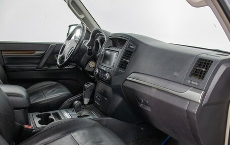 Mitsubishi Pajero IV, 2008 год, 1 140 000 рублей, 9 фотография