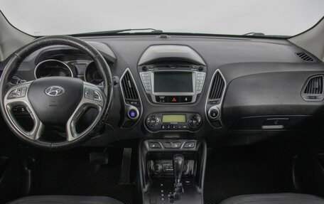 Hyundai ix35 I рестайлинг, 2012 год, 1 070 000 рублей, 13 фотография