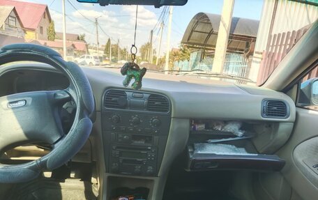 Volvo V40 I, 2000 год, 185 000 рублей, 18 фотография