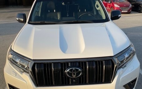 Toyota Land Cruiser Prado 150 рестайлинг 2, 2021 год, 7 250 000 рублей, 7 фотография