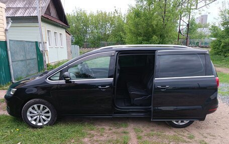 Volkswagen Sharan II, 2011 год, 1 310 000 рублей, 6 фотография