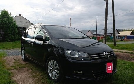 Volkswagen Sharan II, 2011 год, 1 310 000 рублей, 2 фотография