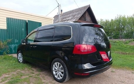 Volkswagen Sharan II, 2011 год, 1 310 000 рублей, 4 фотография