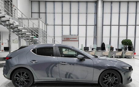 Mazda 3, 2019 год, 2 150 000 рублей, 8 фотография