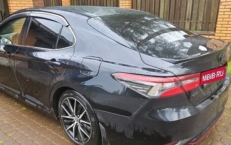 Toyota Camry, 2023 год, 4 200 000 рублей, 3 фотография