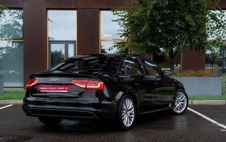 Audi A4, 2014 год, 1 990 000 рублей, 2 фотография