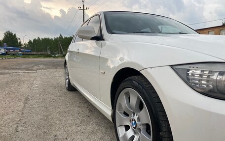 BMW 3 серия, 2011 год, 1 400 000 рублей, 4 фотография
