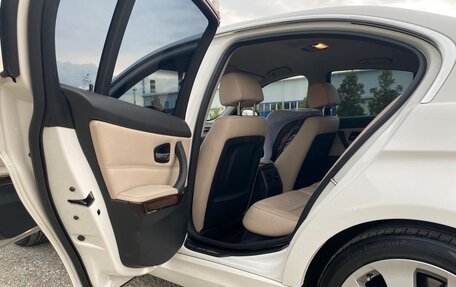 BMW 3 серия, 2011 год, 1 400 000 рублей, 9 фотография