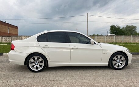 BMW 3 серия, 2011 год, 1 400 000 рублей, 3 фотография