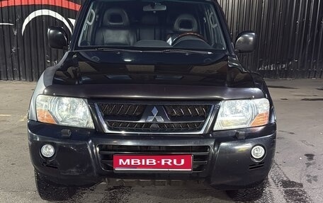Mitsubishi Pajero III рестайлинг, 2006 год, 2 000 000 рублей, 1 фотография