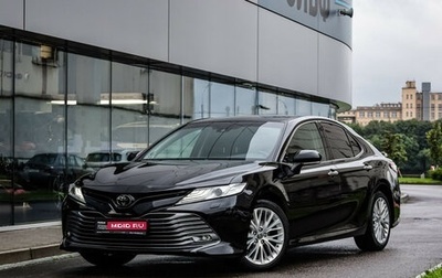 Toyota Camry, 2019 год, 2 399 000 рублей, 1 фотография