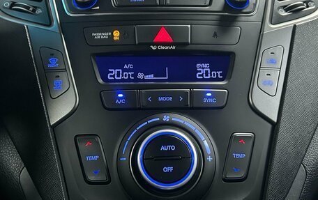 Hyundai Santa Fe III рестайлинг, 2016 год, 2 202 000 рублей, 22 фотография