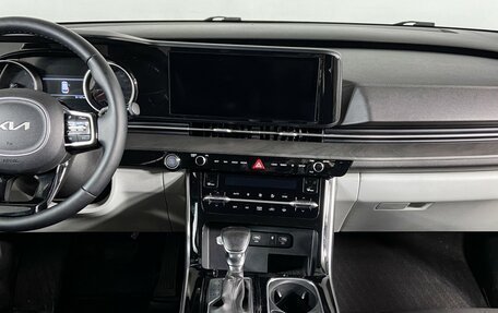 KIA Carnival, 2022 год, 3 750 000 рублей, 10 фотография