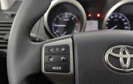 Toyota Land Cruiser Prado 150 рестайлинг 2, 2011 год, 2 350 000 рублей, 13 фотография