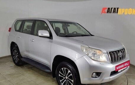 Toyota Land Cruiser Prado 150 рестайлинг 2, 2011 год, 2 350 000 рублей, 3 фотография
