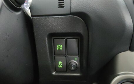 Toyota Land Cruiser Prado 150 рестайлинг 2, 2011 год, 2 350 000 рублей, 17 фотография