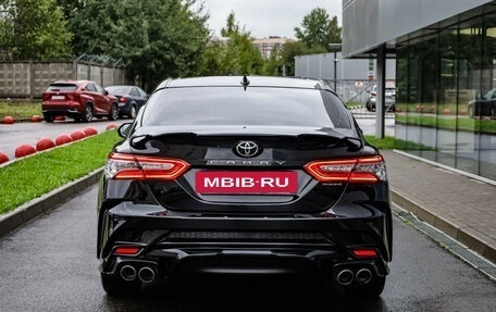 Toyota Camry, 2019 год, 2 399 000 рублей, 5 фотография