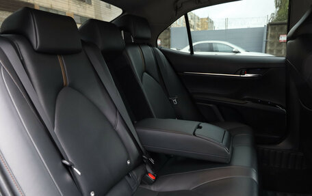 Toyota Camry, 2019 год, 2 399 000 рублей, 12 фотография