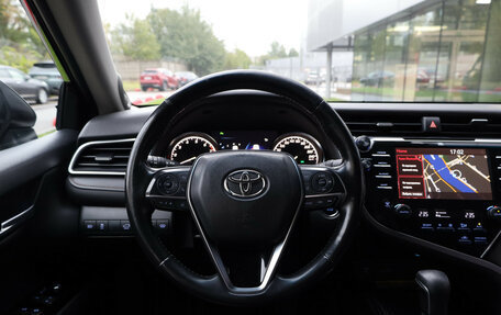 Toyota Camry, 2019 год, 2 399 000 рублей, 9 фотография