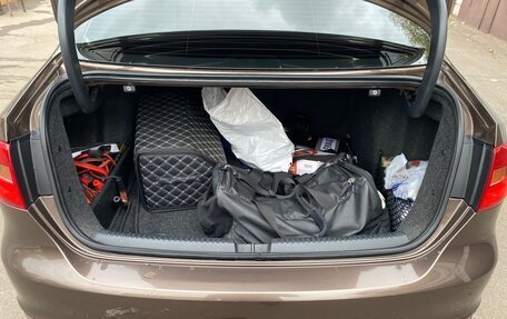 Volkswagen Jetta VI, 2013 год, 1 000 000 рублей, 14 фотография