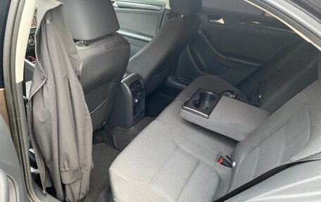 Volkswagen Jetta VI, 2013 год, 1 000 000 рублей, 9 фотография